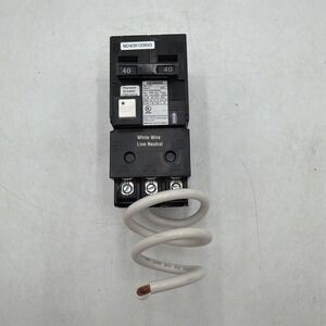 NEW OPEN BOX Siemens  QF240A 2 Pole 40Amp 240V Circuit Breaker GFCI Ground Fault